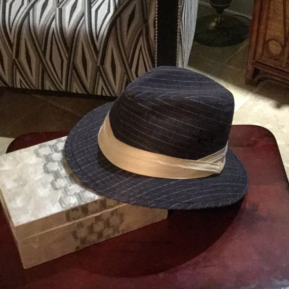 Harvard hat